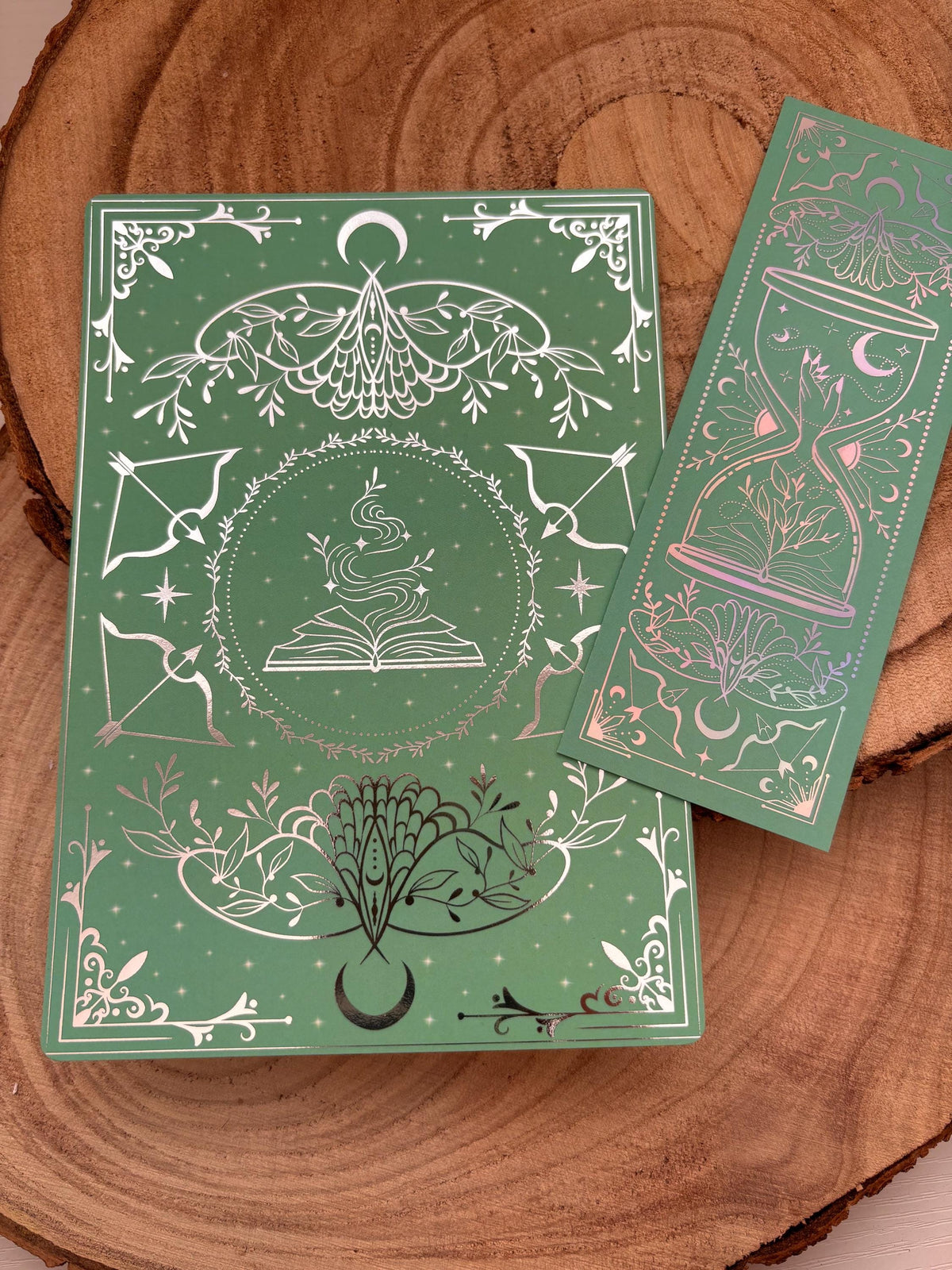 Minty Green foiled Insert for Kindle/ E Reader - Fantasy Reader