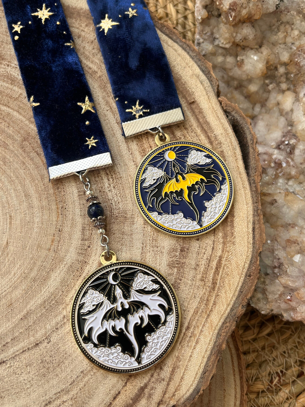 Fourth wing bookmark - Velvet dragon Empyrean series - officially licensed - fly or die