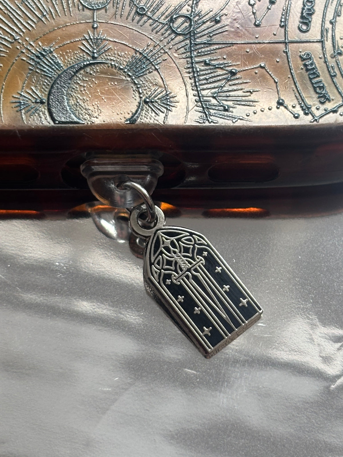 Fantasy Dust Plug charm - USBC