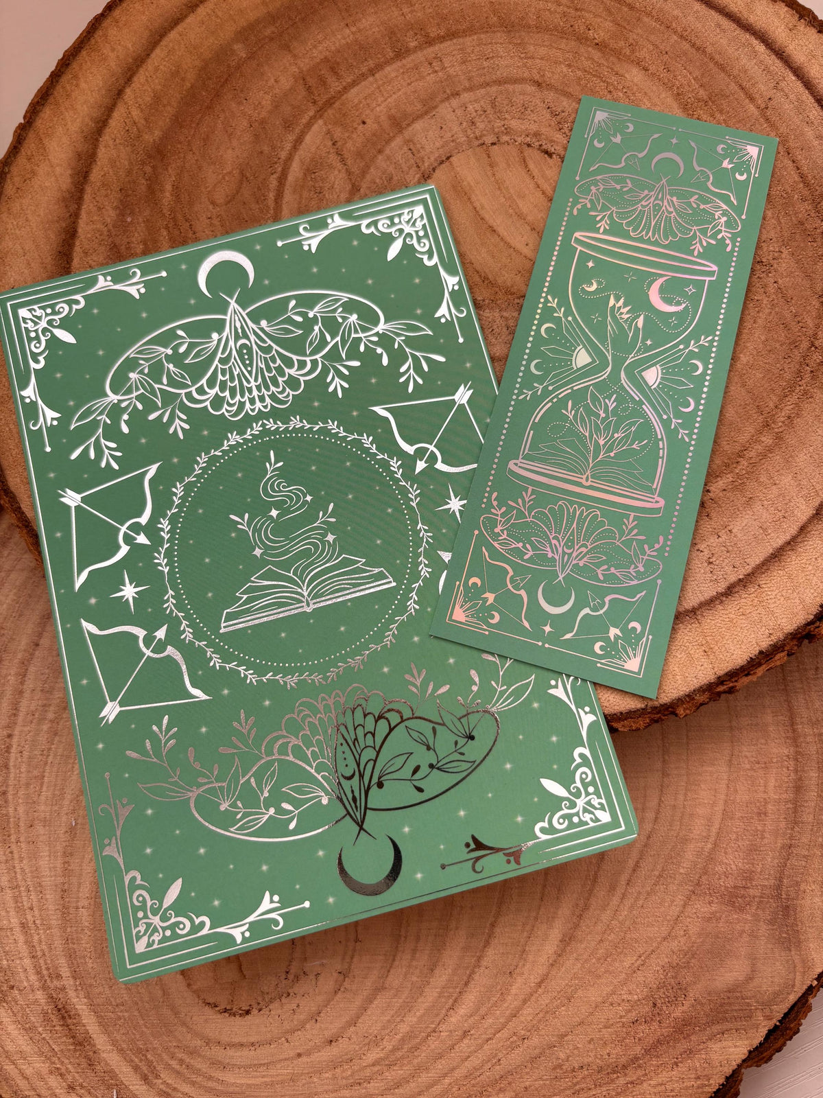 Minty Green foiled Insert for Kindle/ E Reader - Fantasy Reader