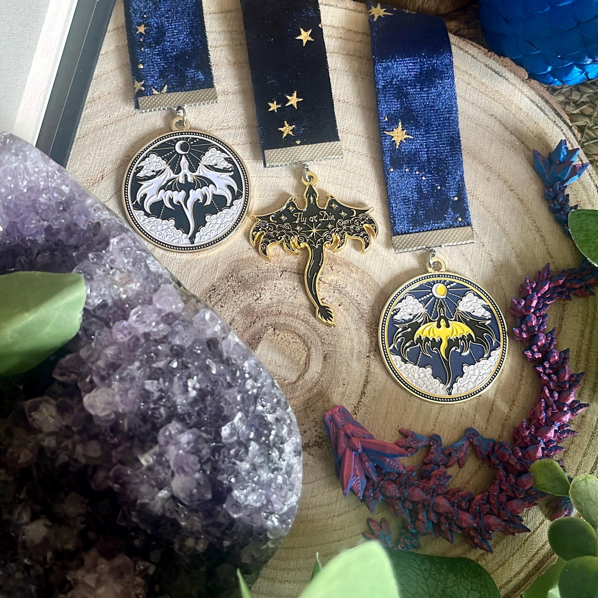 Fourth wing bookmark - Velvet dragon Empyrean series - officially licensed - fly or die